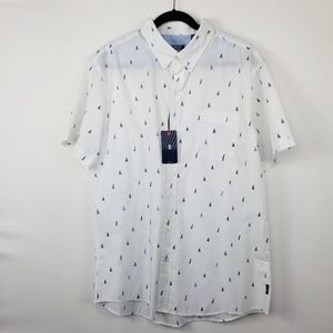 IZOD Men's Button Down Short Sleeve Blue Sail Boat